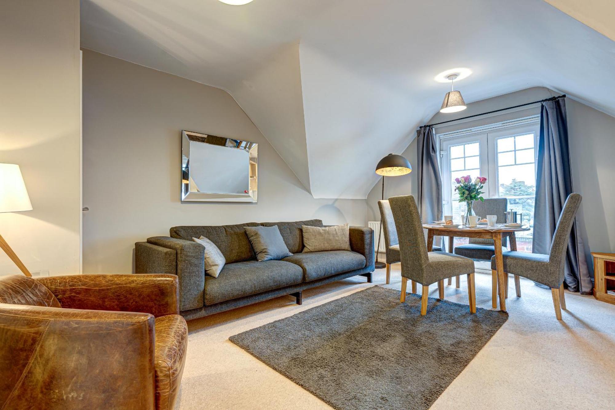The Vanbrugh Suites Оксфорд Номер фото