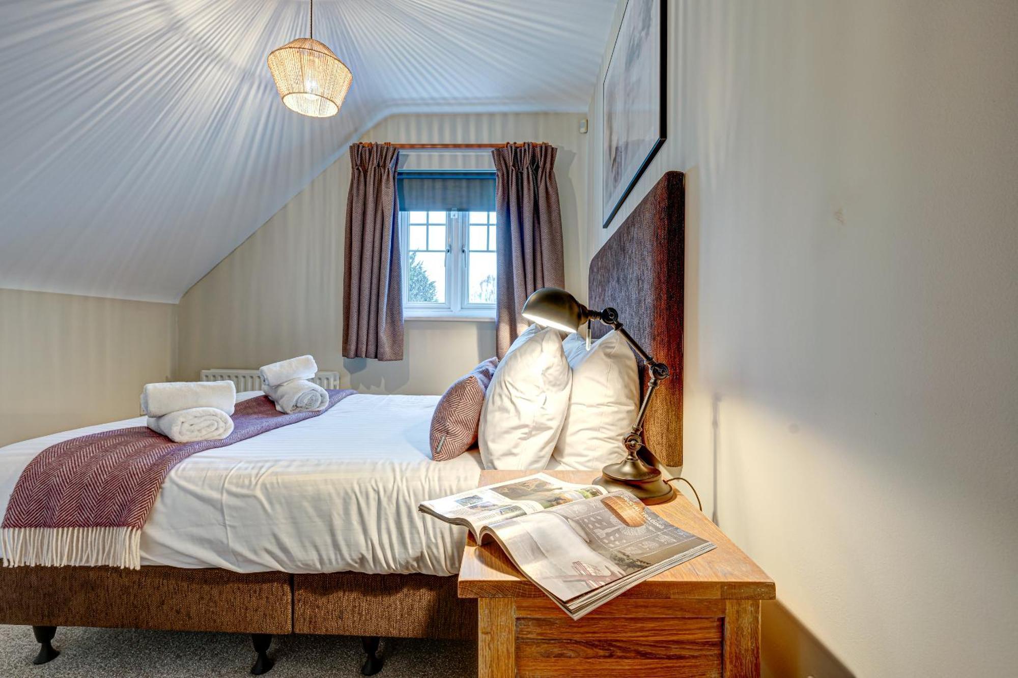 The Vanbrugh Suites Оксфорд Номер фото