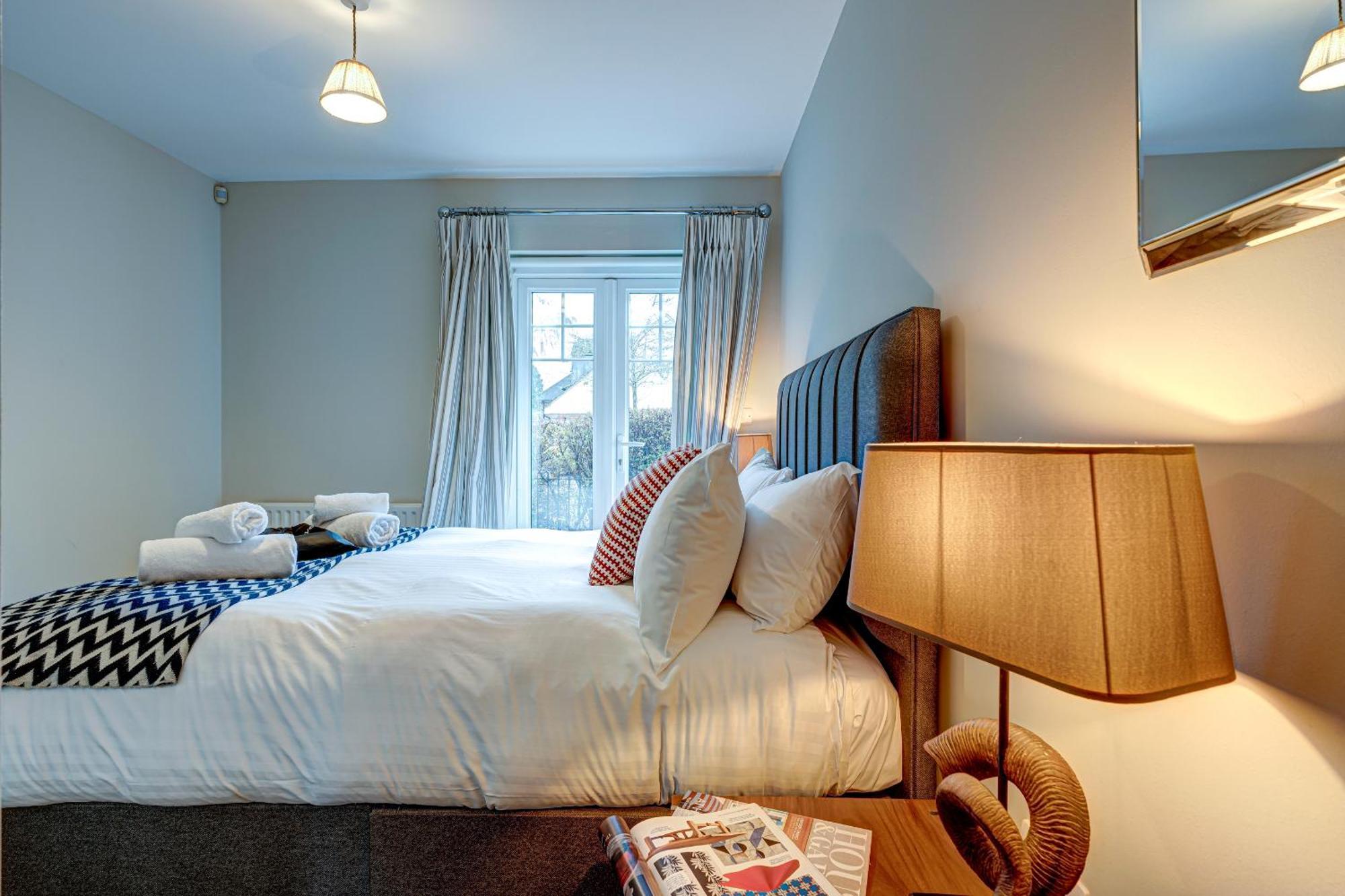 The Vanbrugh Suites Оксфорд Номер фото